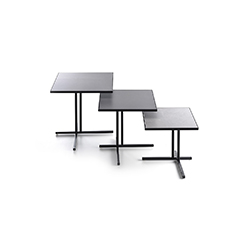 KTABLE 茶几/咖啡桌 维克多·瓦西廖夫  MDF Italia家具品牌